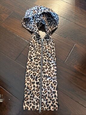 Veronica Beard Halle leopard print hooded Dickey